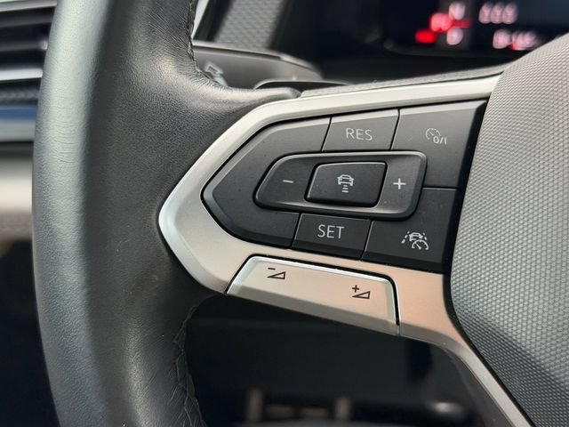 Certified 2024 Volkswagen Atlas Cross Sport SEL Premium R-Line AWD/4WD image 30
