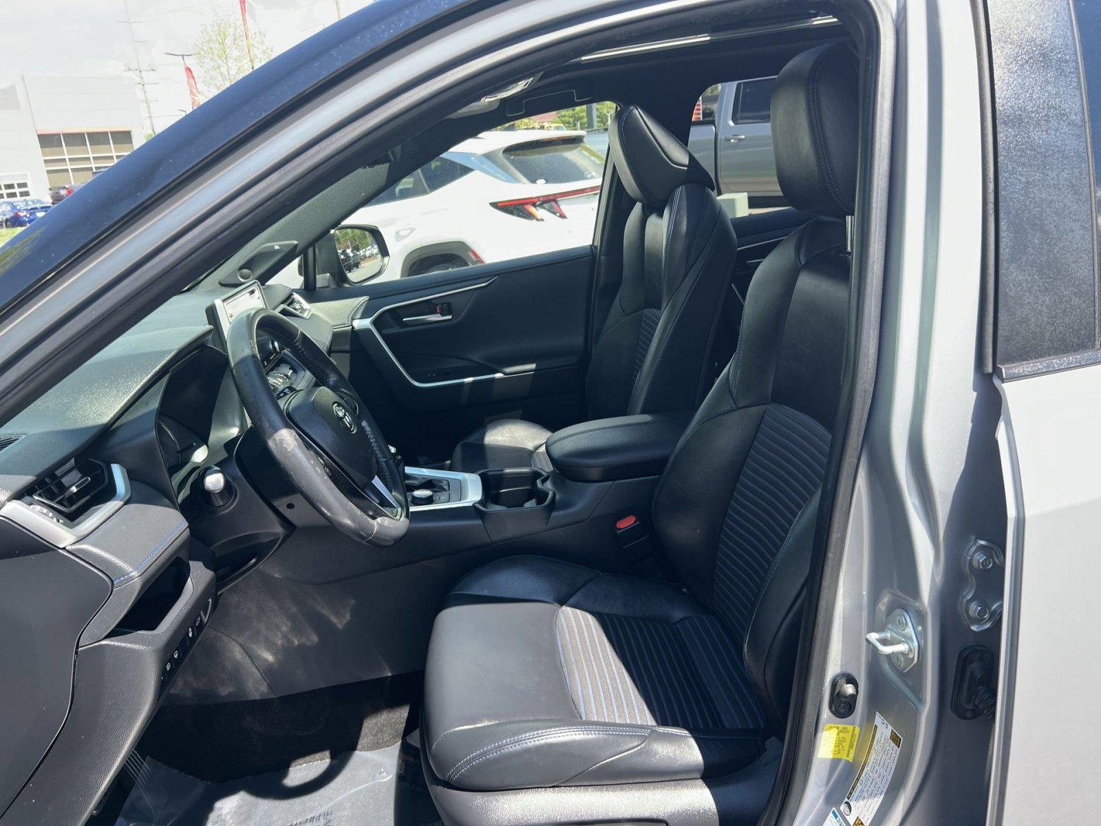 Used 2020 Toyota RAV4 XSE AWD/4WD image 21