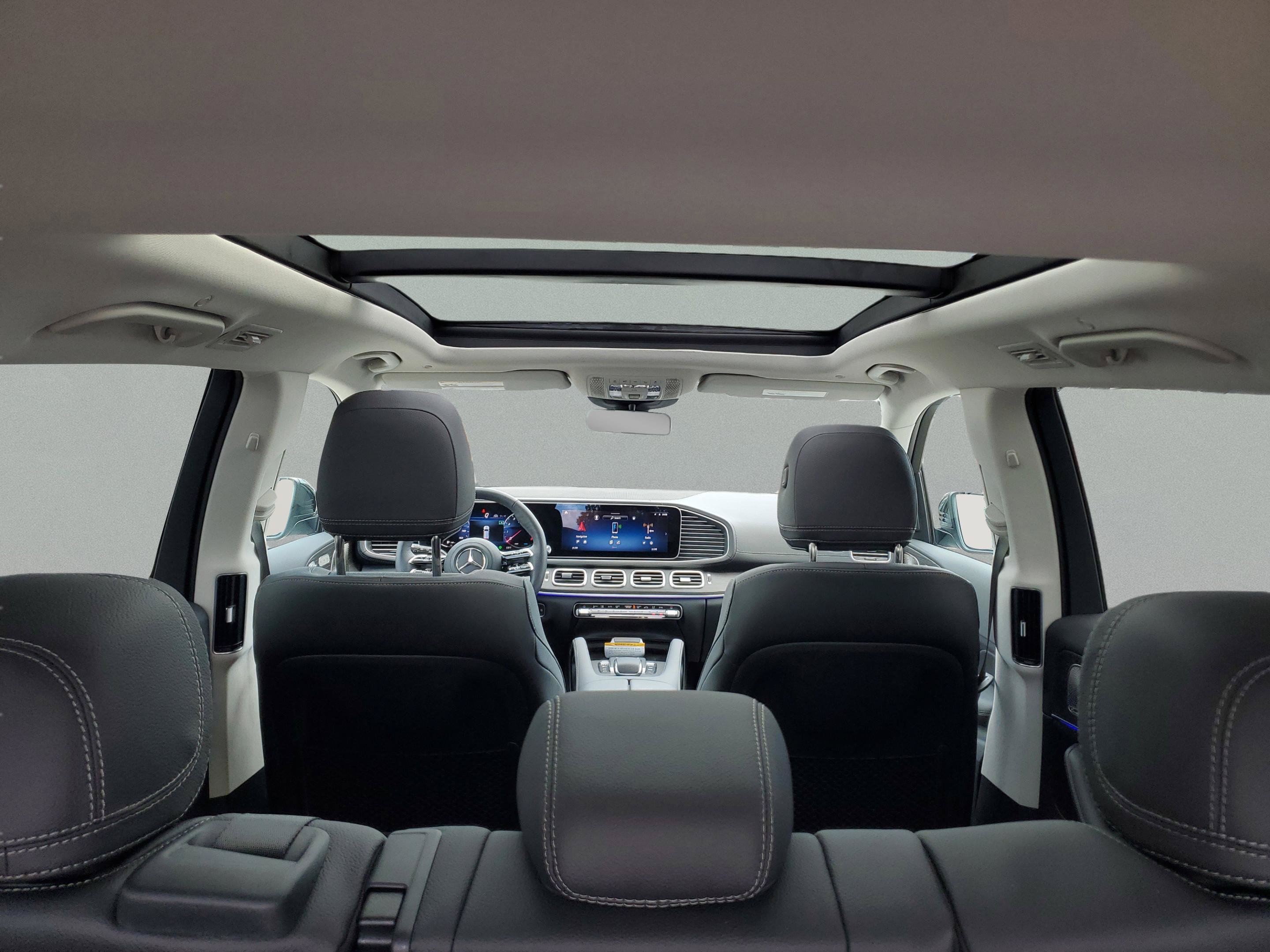 Certified 2026 Mercedes-Benz GLS 450 4MATIC image 7