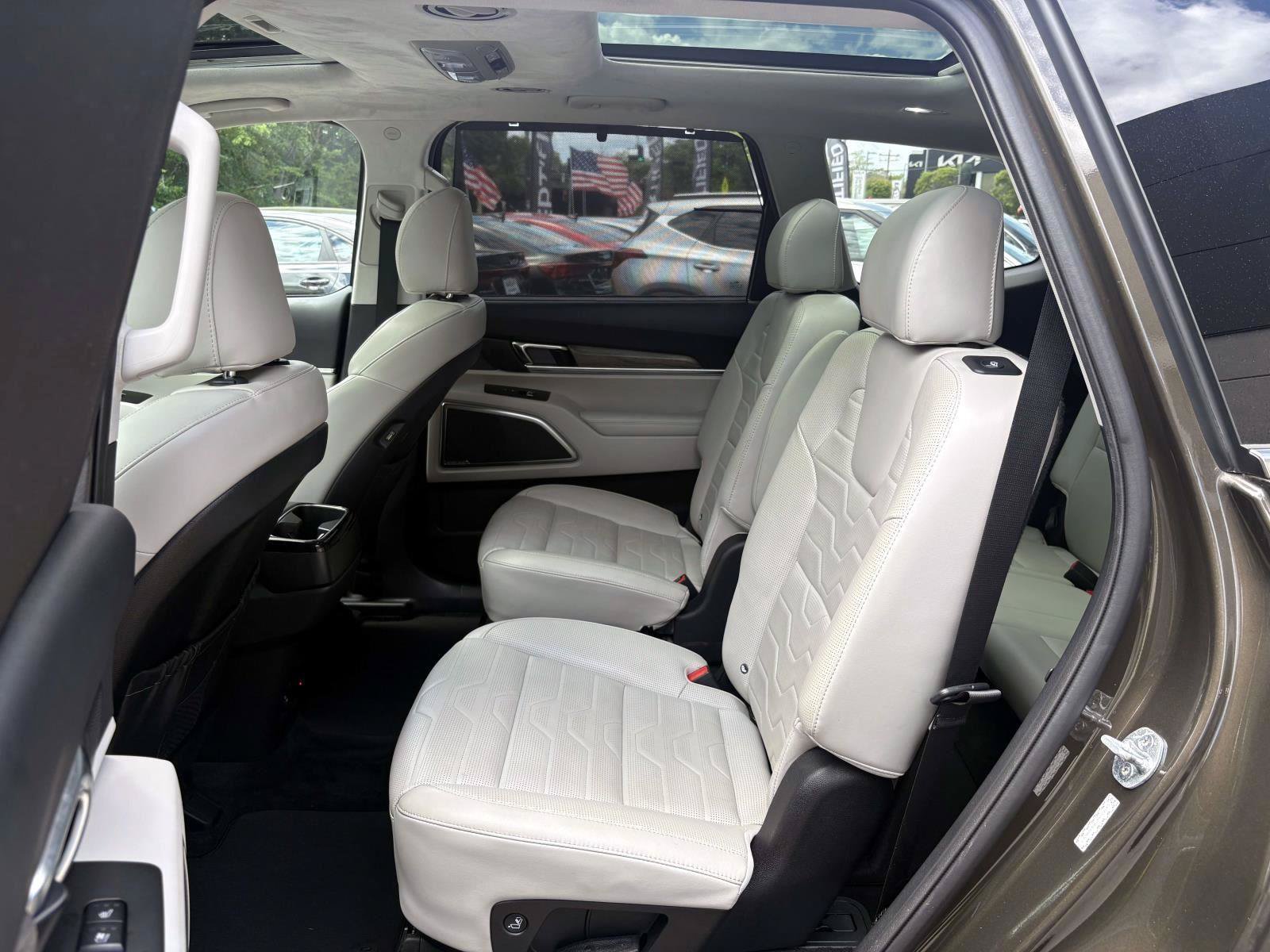 Used 2021 Kia Telluride SX w/ SX Prestige Package AWD/4WD image 29