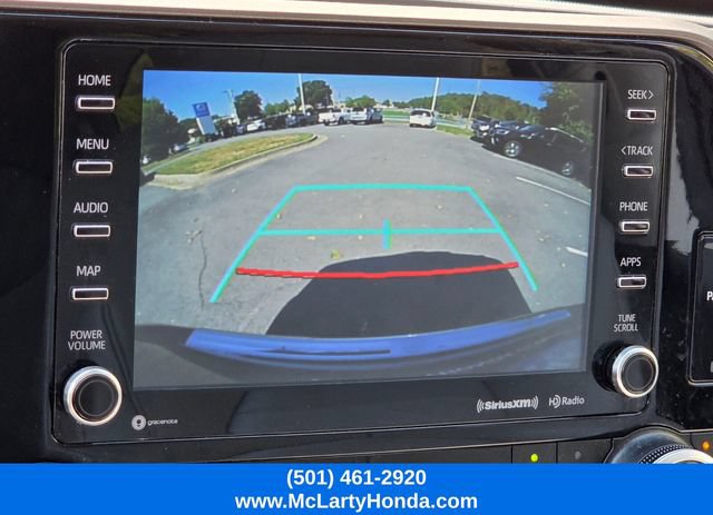 Used 2021 Toyota Highlander XLE FWD image 25