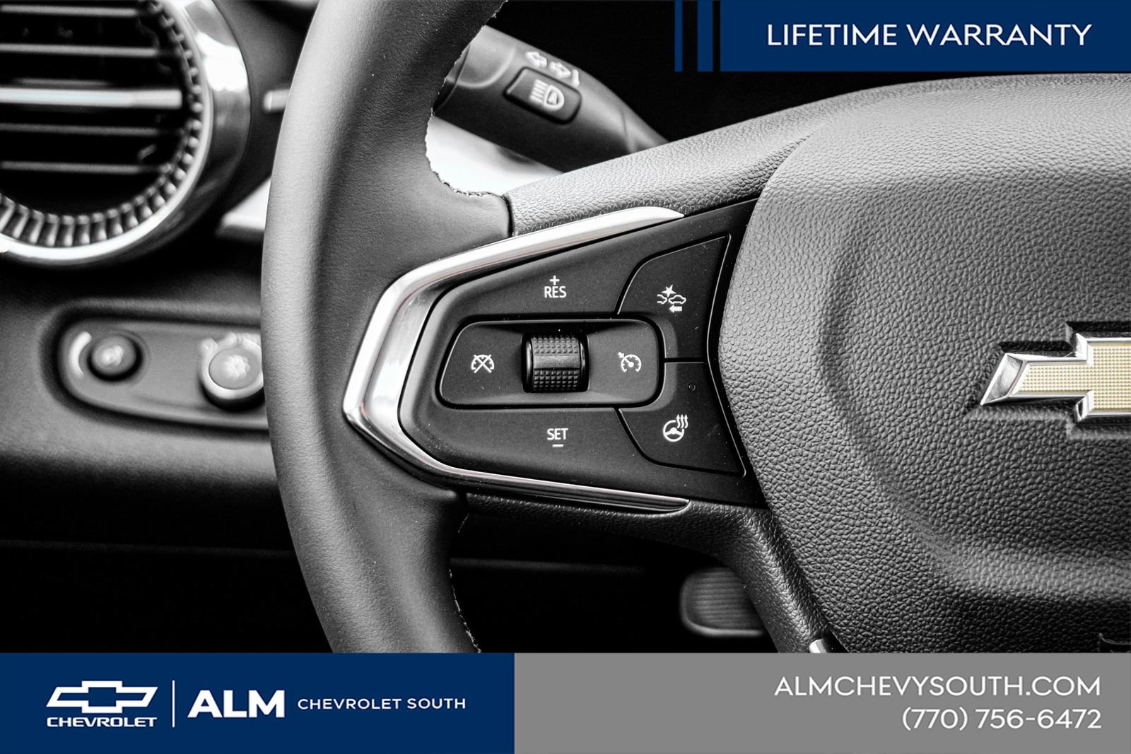 New 2025 Chevrolet Trax LT w/ Sunroof Package FWD image 30