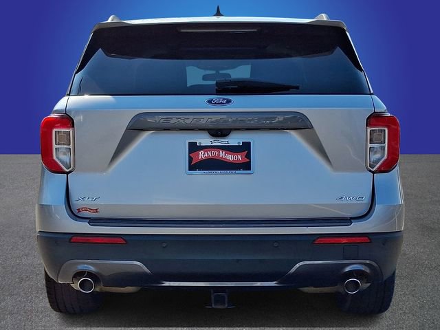 Used 2021 Ford Explorer XLT w/ Equipment Group 202A image 5