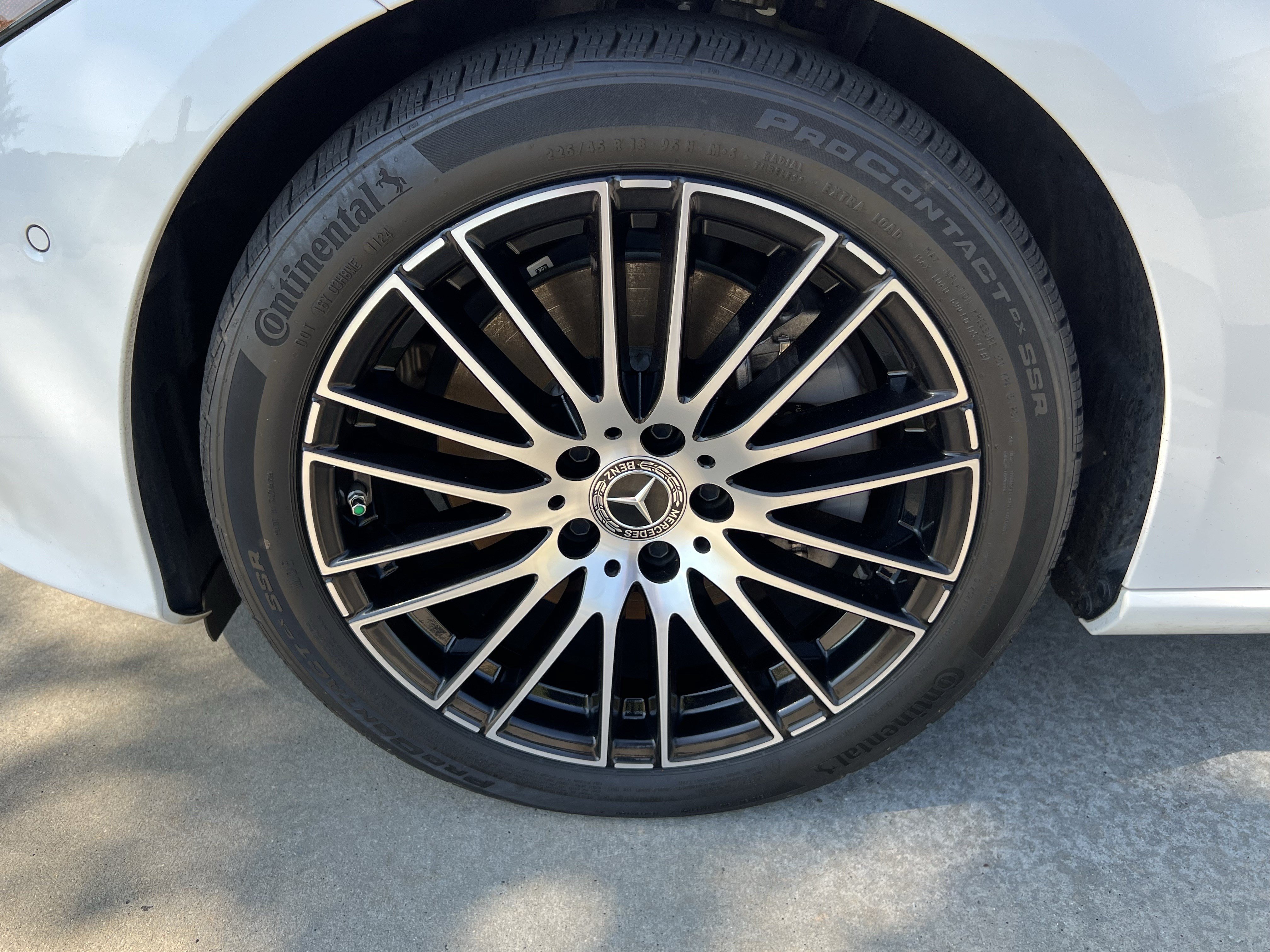 Used 2025 Mercedes-Benz C 300 Sedan image 15