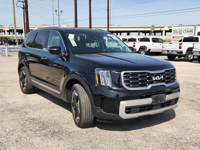 Used 2025 Kia Telluride S