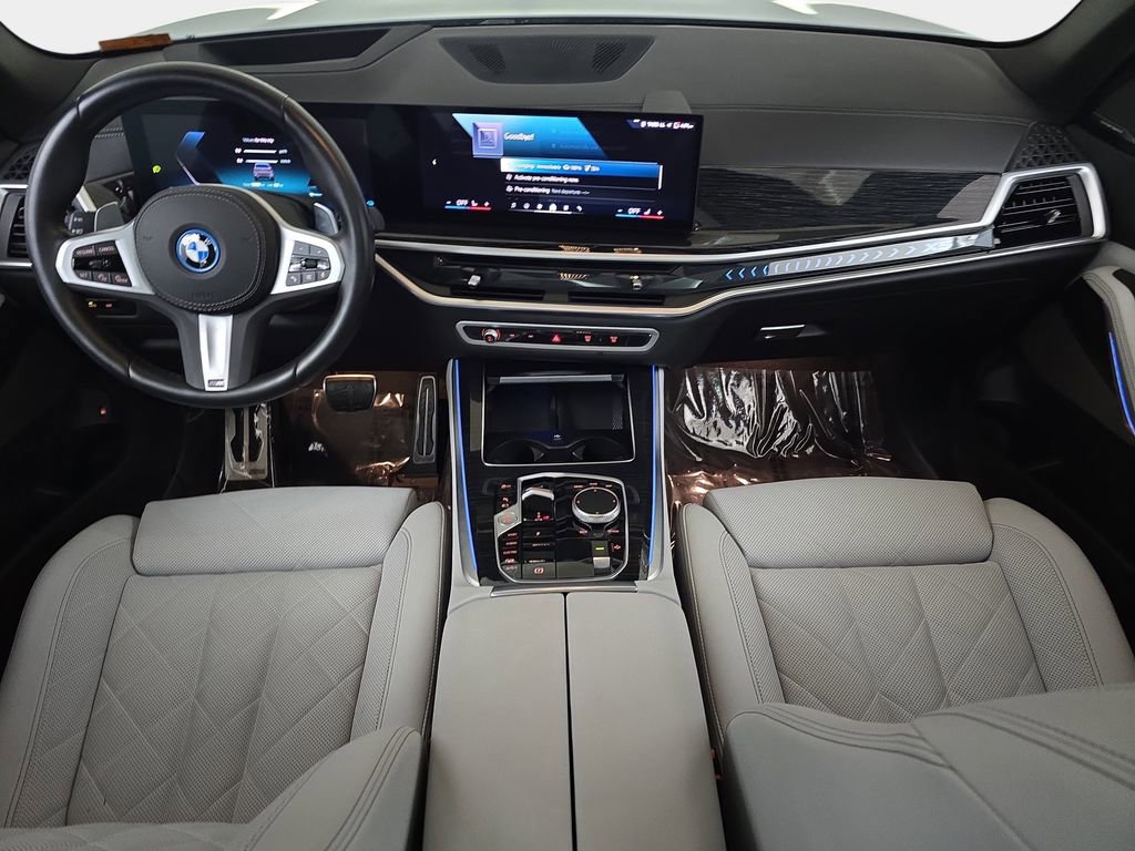 Certified 2024 BMW X5 xDrive50e w/ M Sport Package AWD/4WD image 10