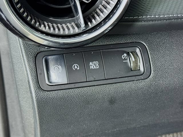 Used 2025 Chevrolet Equinox LT FWD image 10