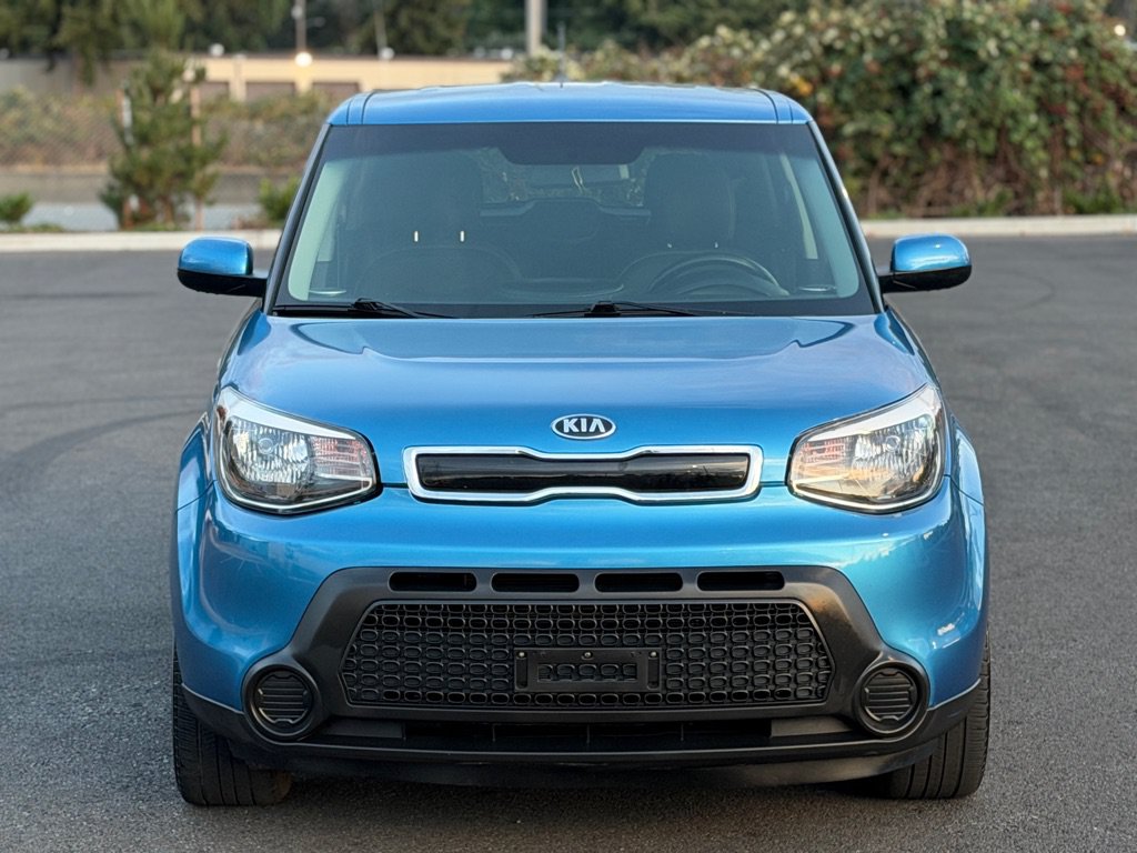 Used 2016 Kia Soul + w/ Designer's Package FWD image 2