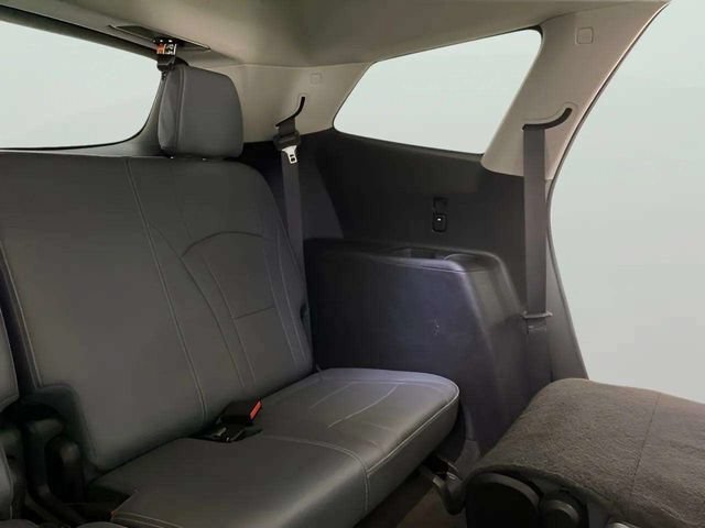 Used 2020 Buick Enclave Essence FWD image 38