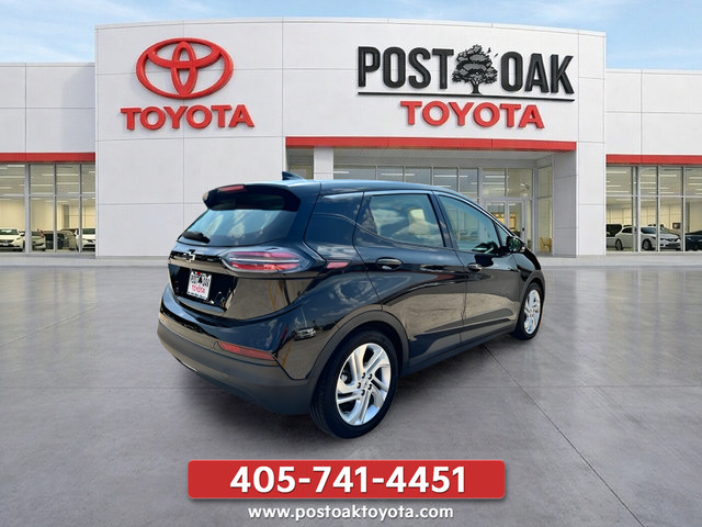 Used 2022 Chevrolet Bolt LT FWD image 5