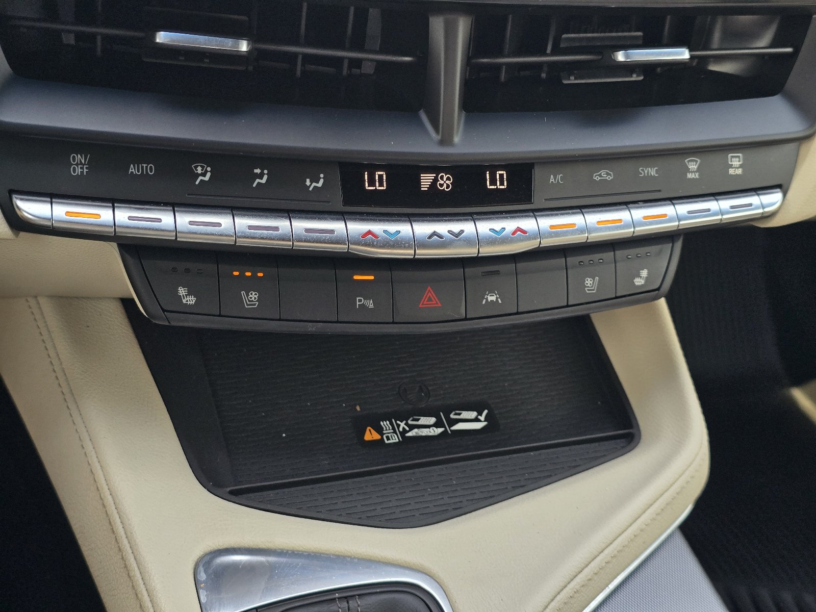 Used 2021 Cadillac CT4 Premium Luxury RWD image 20