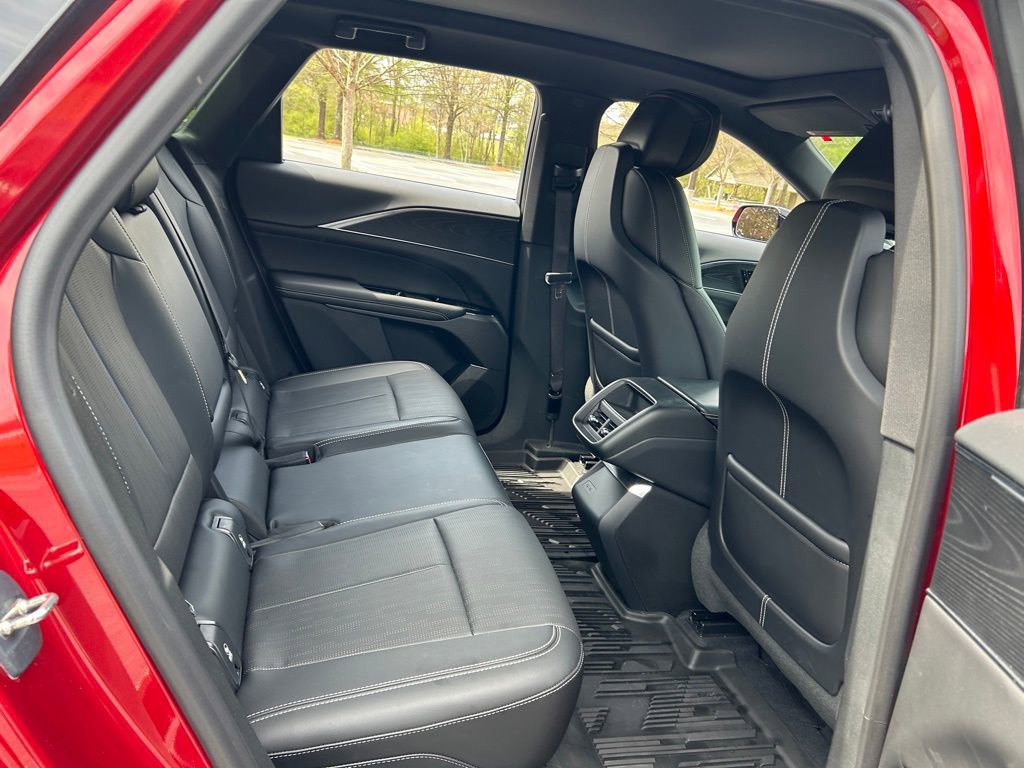 Used 2024 Cadillac Lyriq Luxury w/ LPO, Floor Liner Package image 44