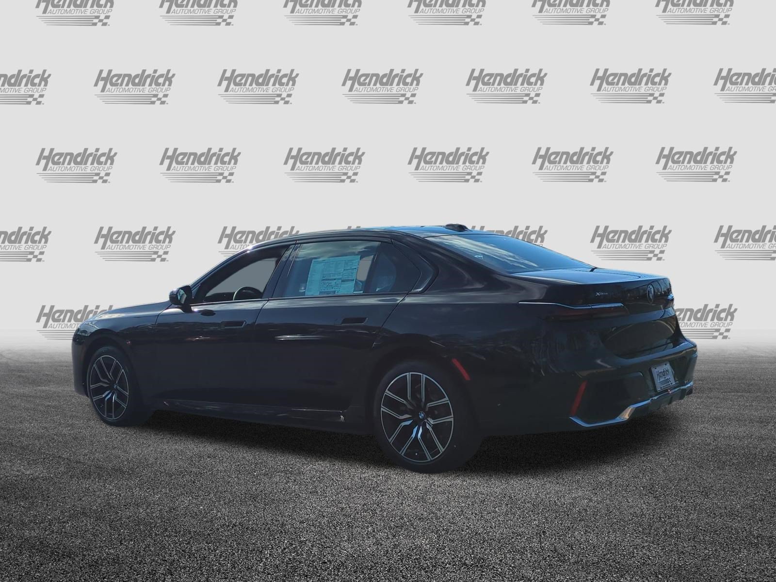 New 2026 BMW 750e xDrive w/ Premium Package AWD/4WD image 8