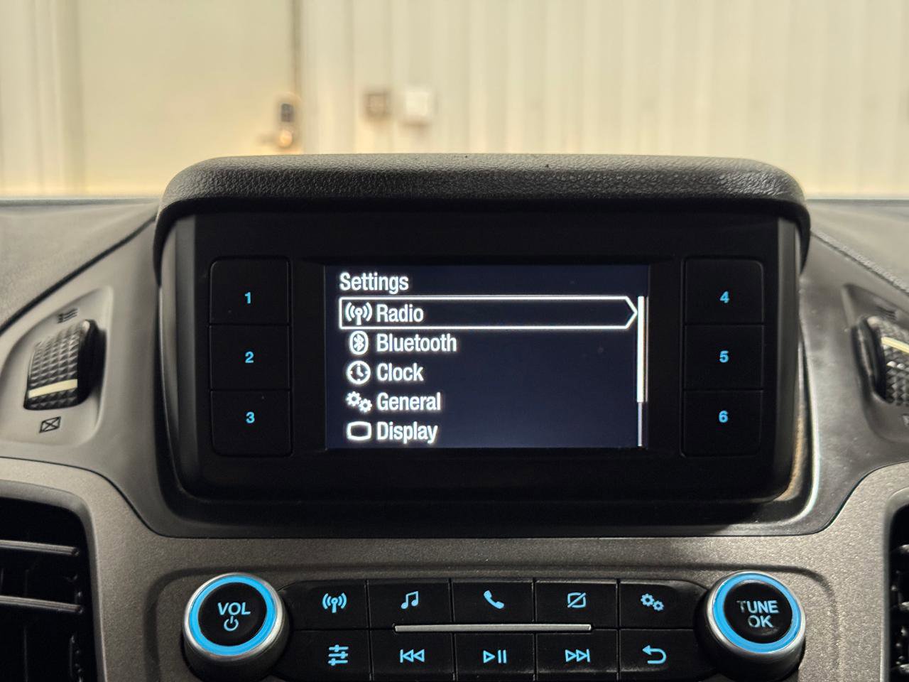 Used 2019 Ford Transit Connect XL image 26