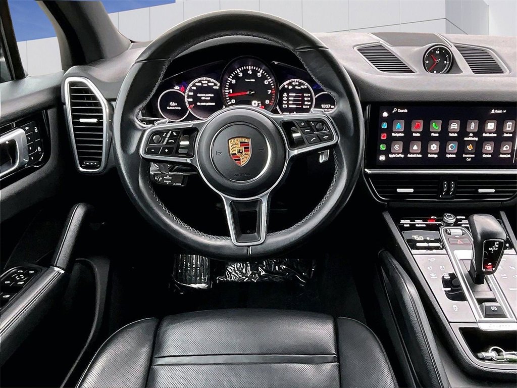 Used 2023 Porsche Cayenne image 13