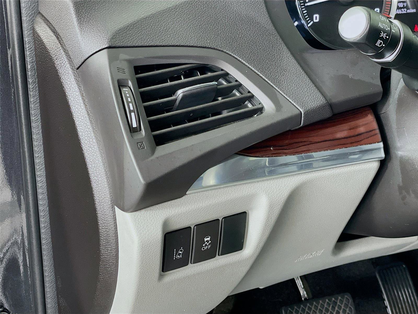 Used 2016 Acura MDX SH-AWD w/ Technology Package image 14