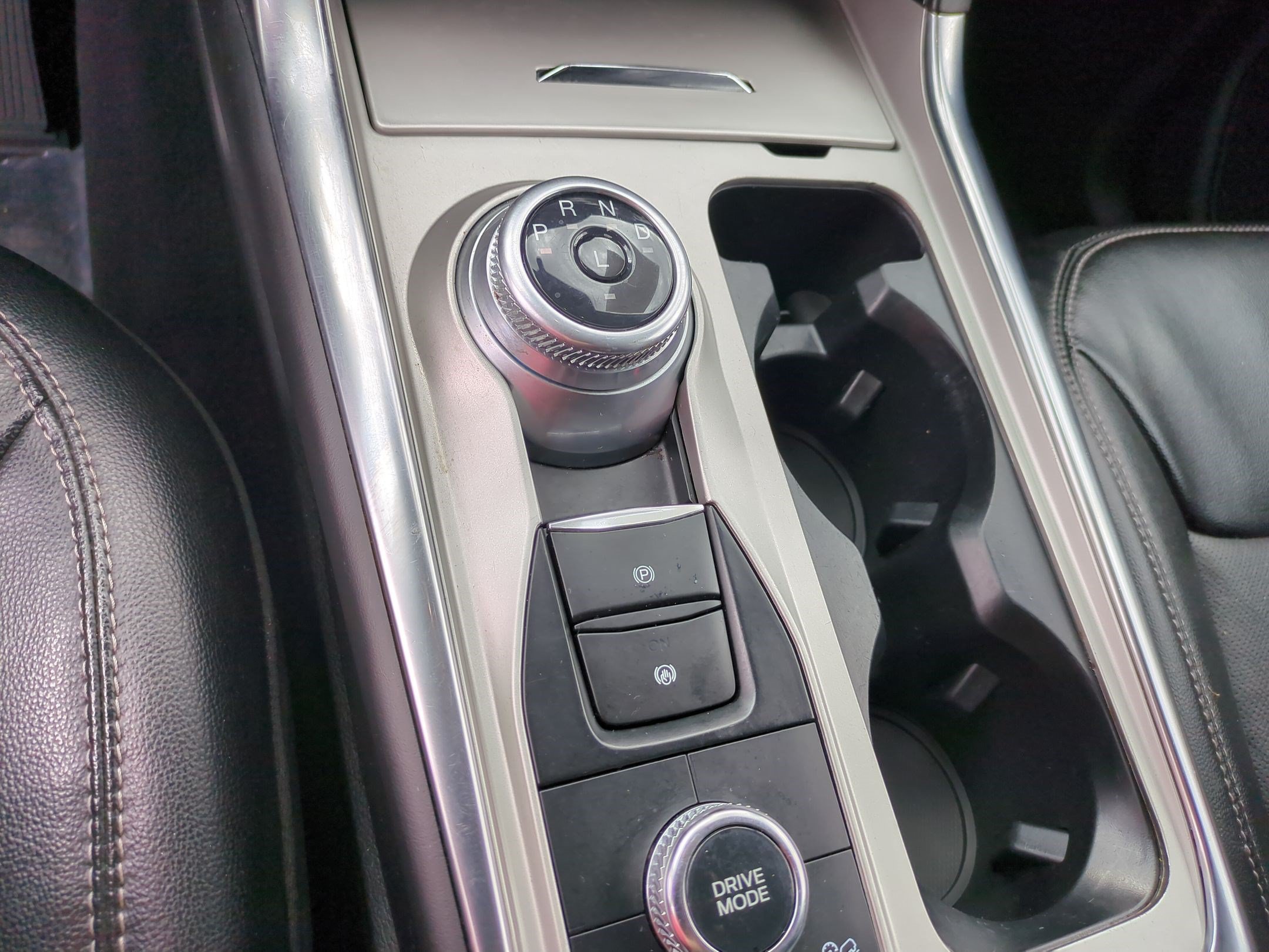 Certified 2023 Ford Explorer Limited AWD/4WD image 28