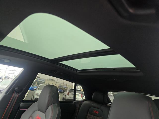 New 2025 Audi RS Q8 performance image 5