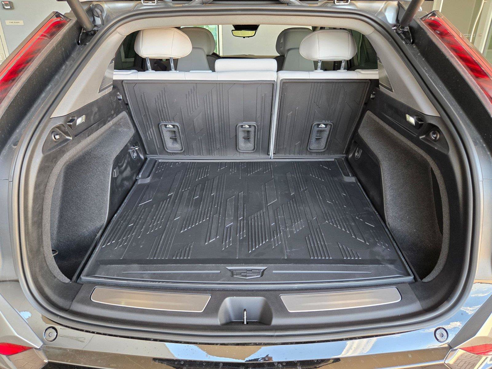New 2027 Cadillac Optiq Sport RWD image 28