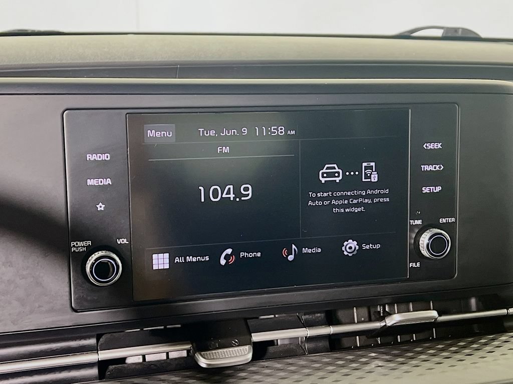 Used 2024 Kia Carnival LX FWD image 13