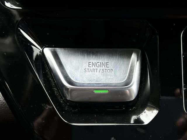 Used 2022 GMC Sierra 1500 Denali w/ Denali Reserve Package AWD/4WD image 22