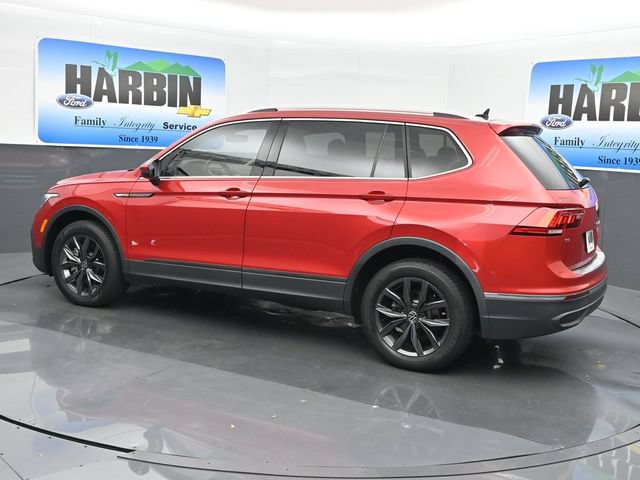 Used 2023 Volkswagen Tiguan SE FWD image 3