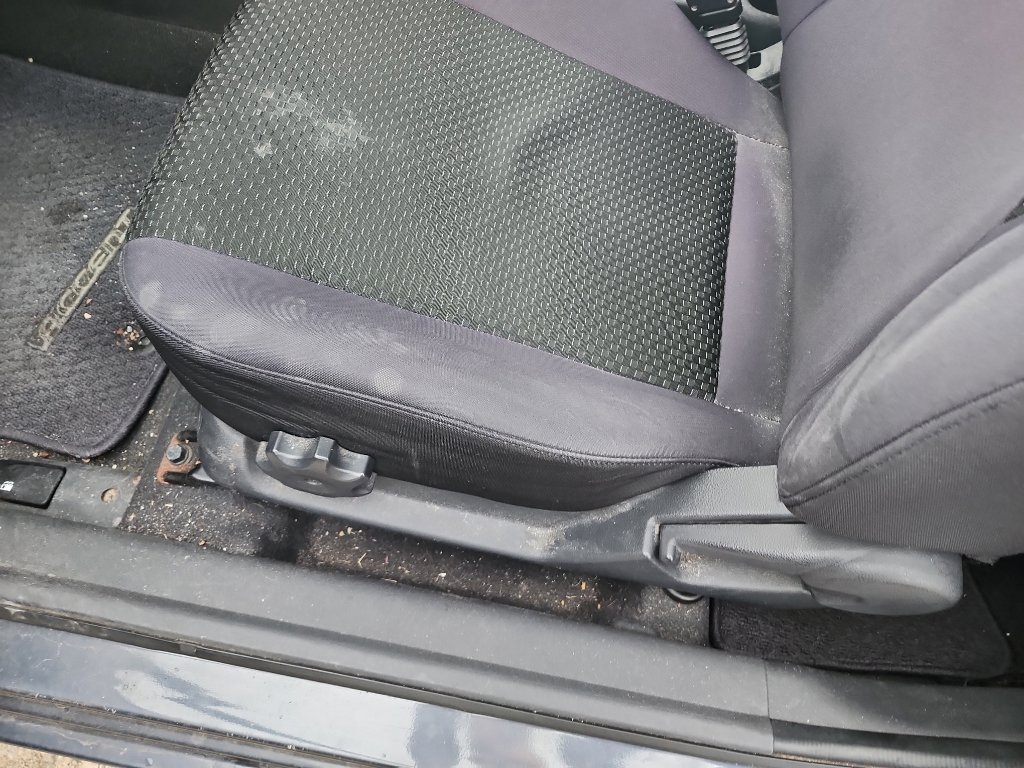 Used 2010 Hyundai Accent GS image 15