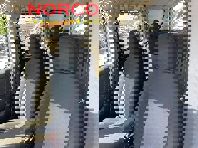 Used 2018 RAM ProMaster City SLT w/ Lights & Wheels Group image 14