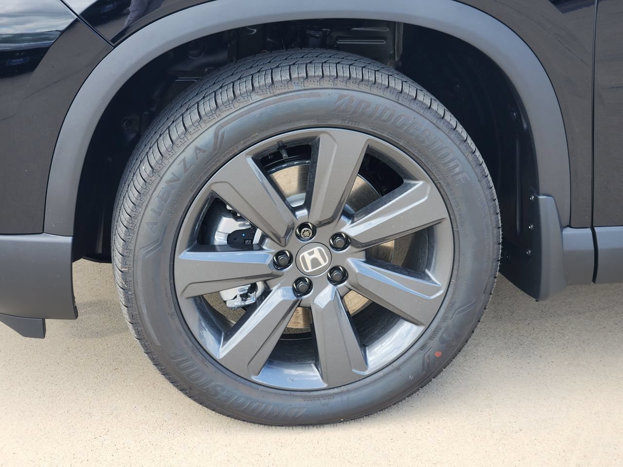 New 2026 Honda Pilot Sport image 8