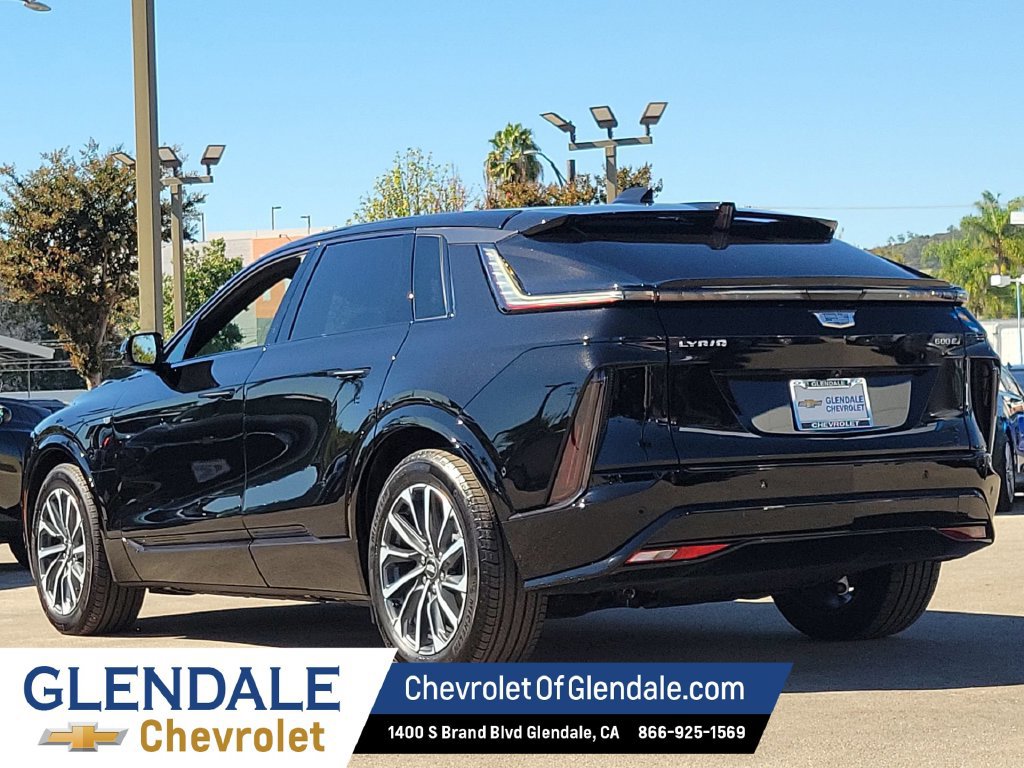 Used 2024 Cadillac Lyriq Sport AWD/4WD image 5