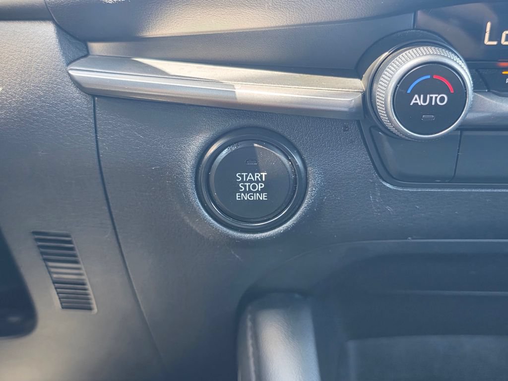 Used 2024 MAZDA MAZDA3 s FWD image 27