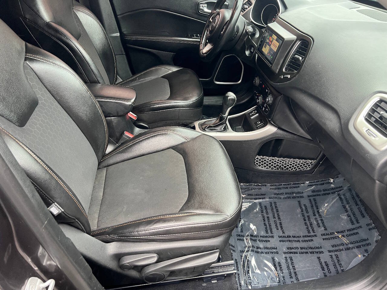 Used 2019 Jeep Compass Latitude w/ Popular Equipment Group FWD image 24