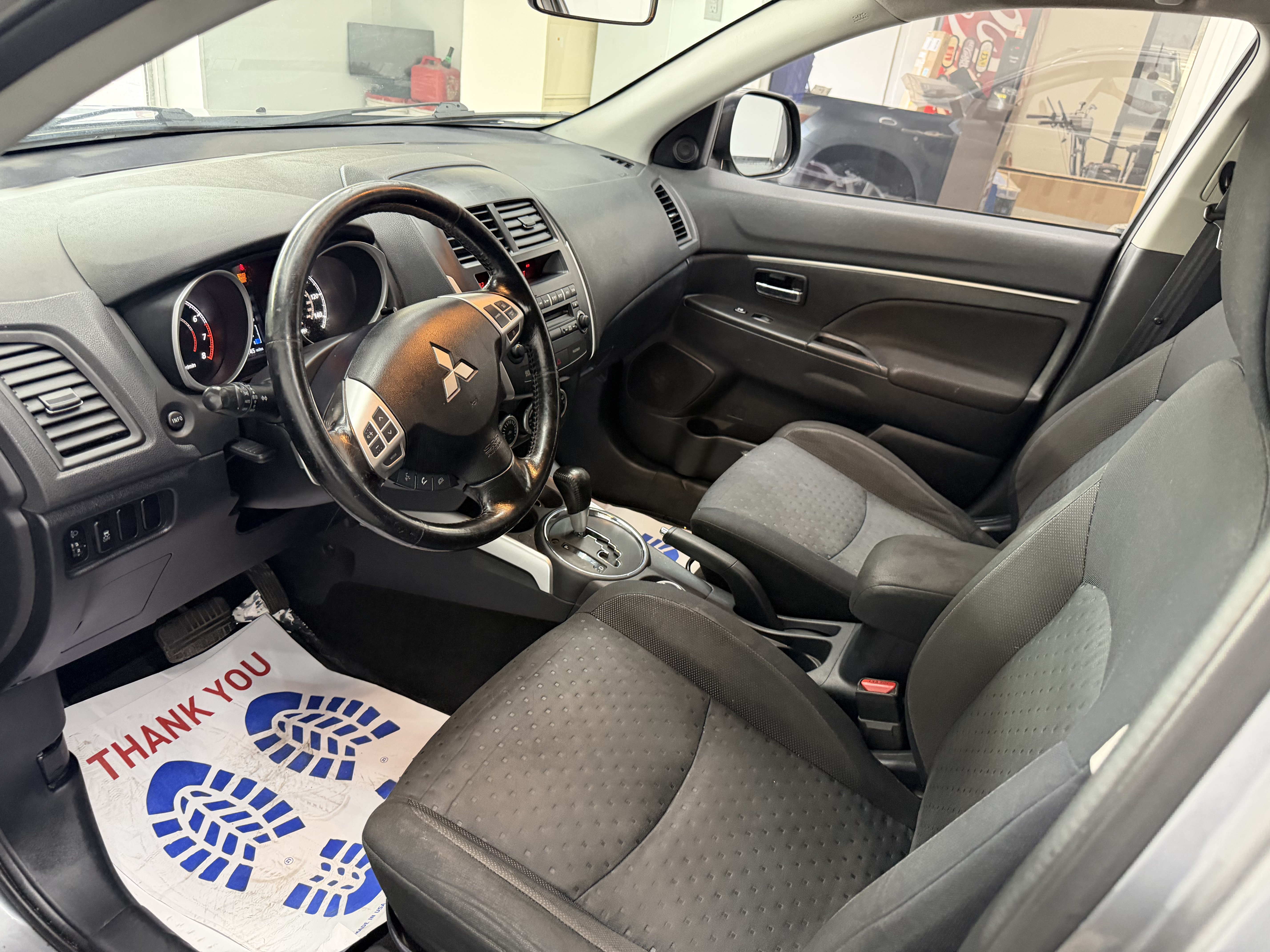 Used 2011 Mitsubishi Outlander Sport SE AWD/4WD image 13