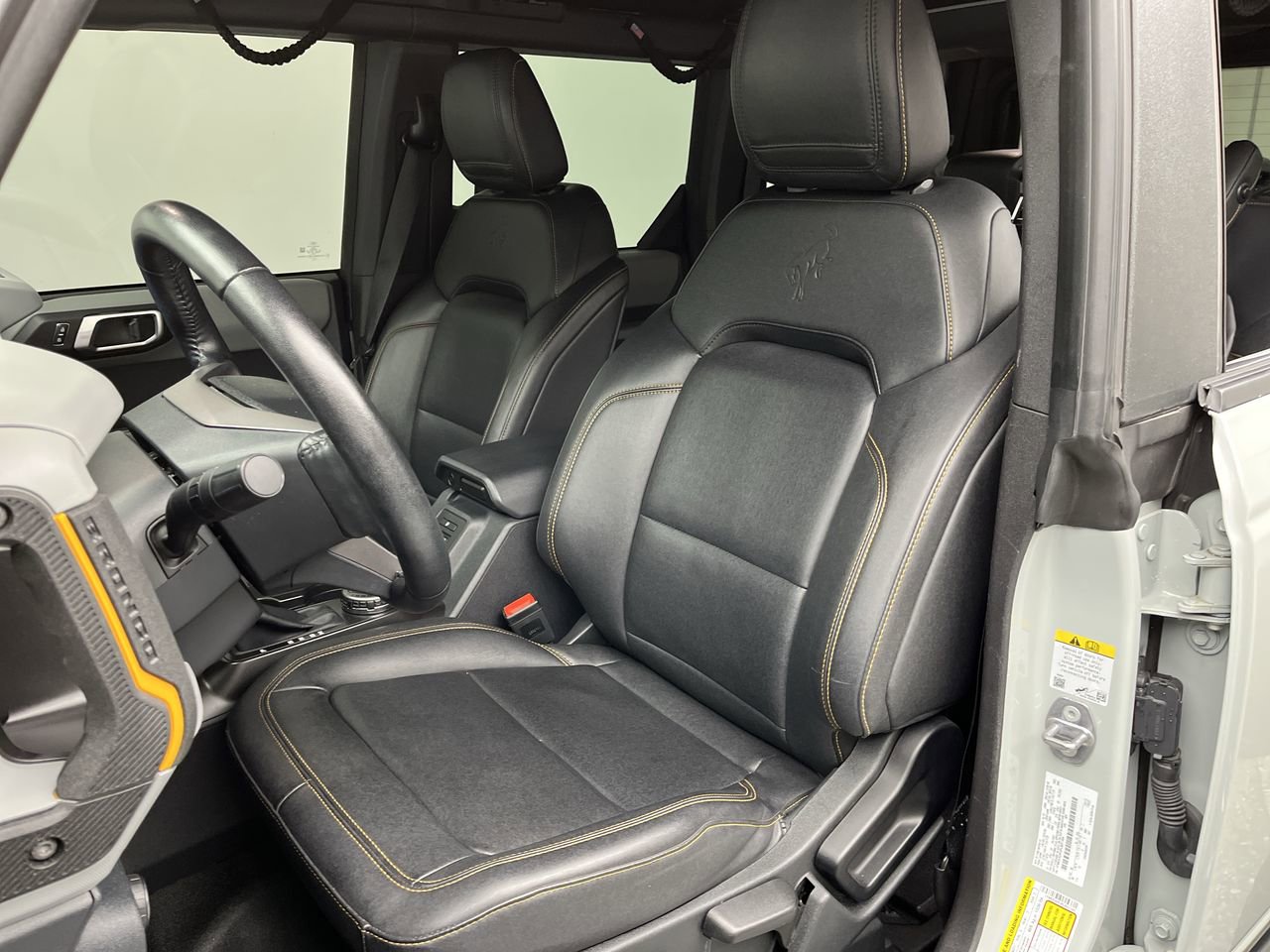 Used 2023 Ford Bronco Badlands AWD/4WD image 9
