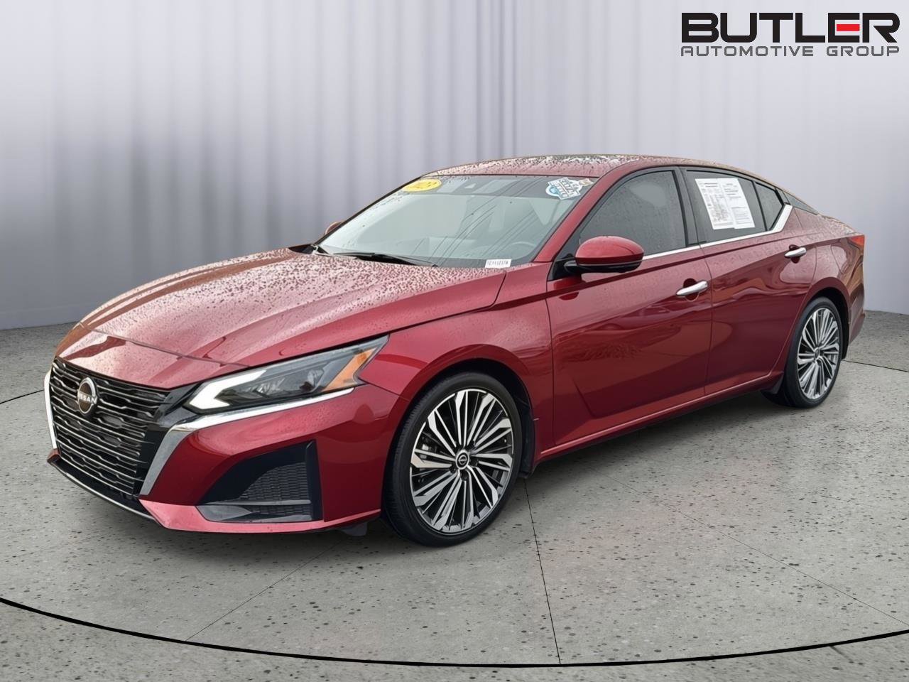 Used 2023 Nissan Altima 2.5 SL image 2