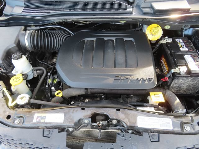 Used 2019 Dodge Grand Caravan GT FWD image 12