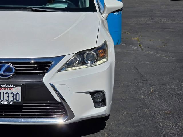 Used 2017 Lexus CT 200h w/ Seat Comfort Package image 3