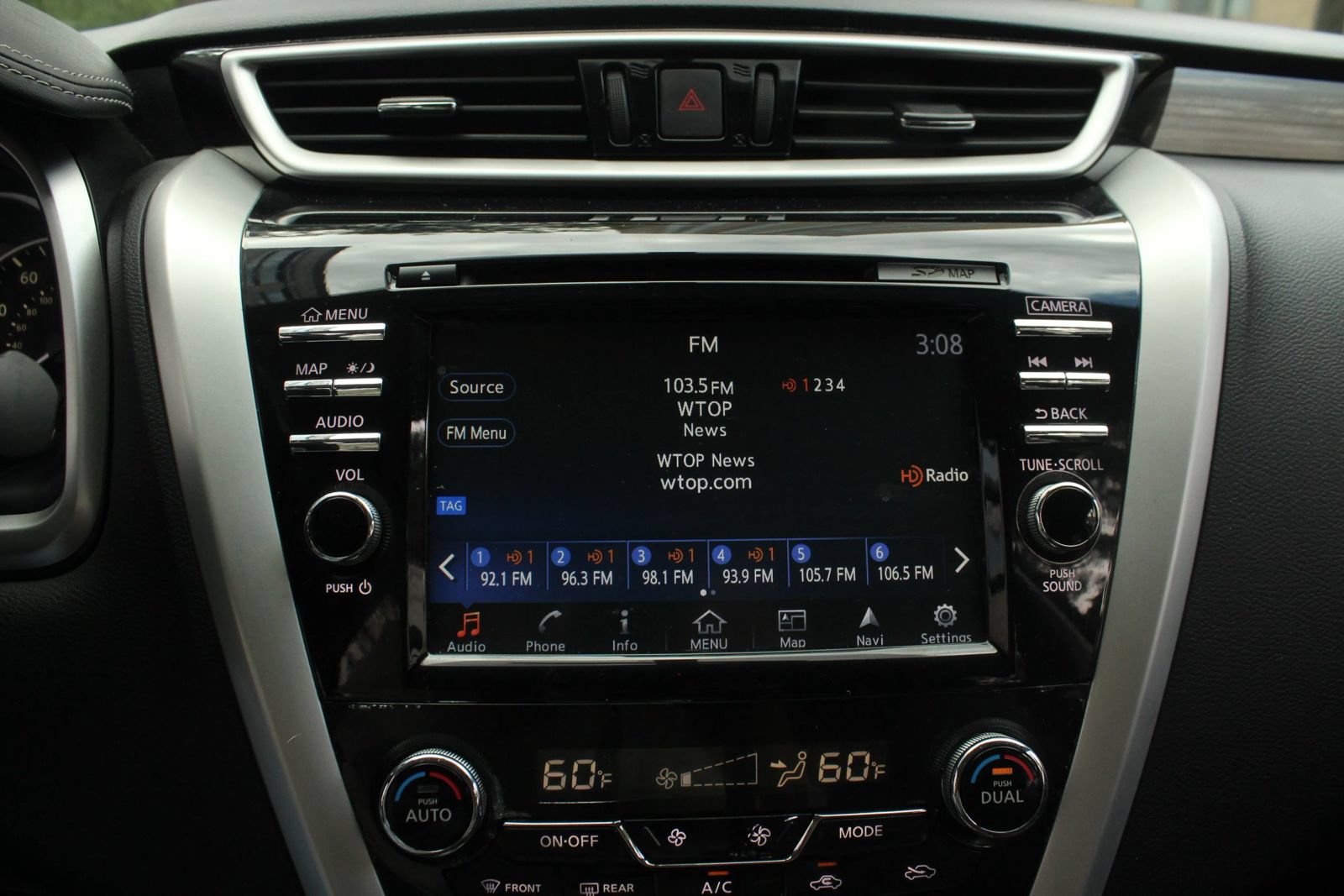 Used 2015 Nissan Murano SL w/ SL Technology Package AWD/4WD image 29
