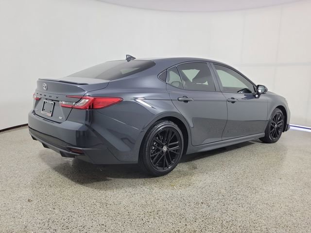 Used 2026 Toyota Camry SE w/ Convenience Package FWD image 5