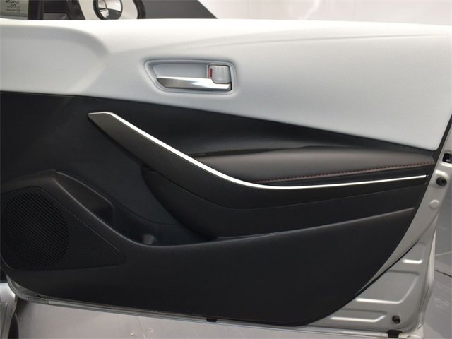 Used 2025 Toyota Corolla SE image 13