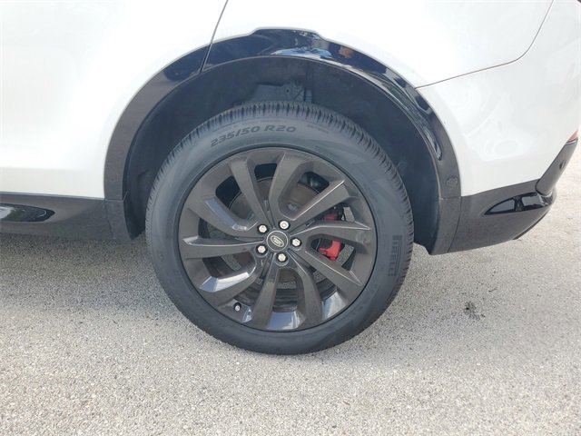 Certified 2024 Land Rover Discovery Sport Dynamic SE image 13