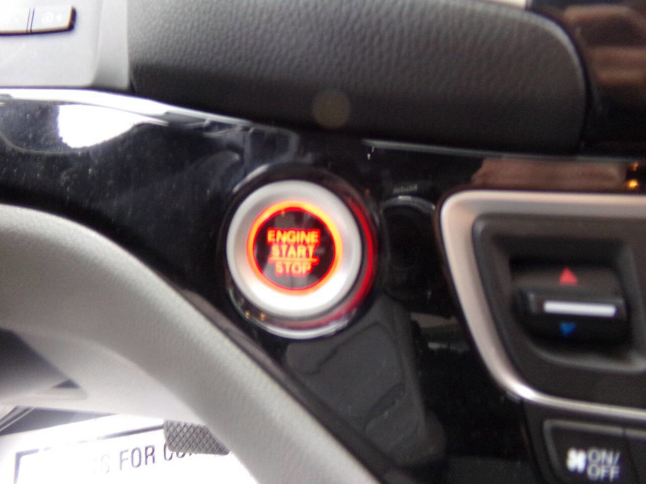 Used 2016 Honda Pilot Elite image 38