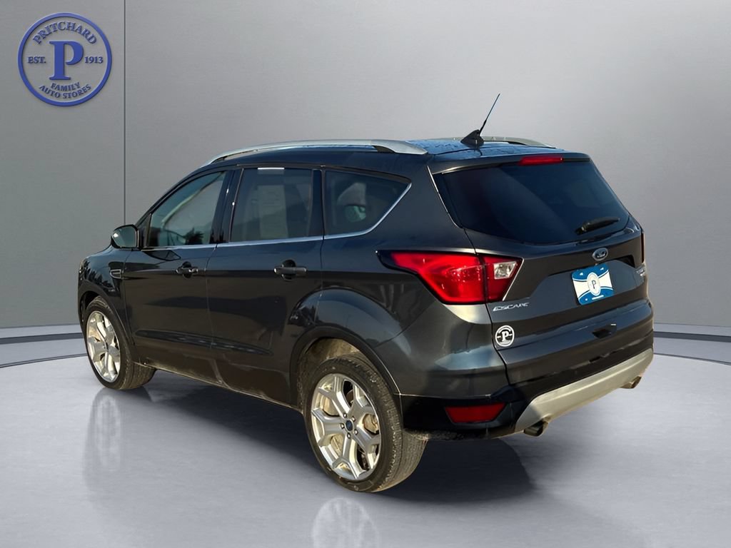 Used 2019 Ford Escape Titanium FWD image 5