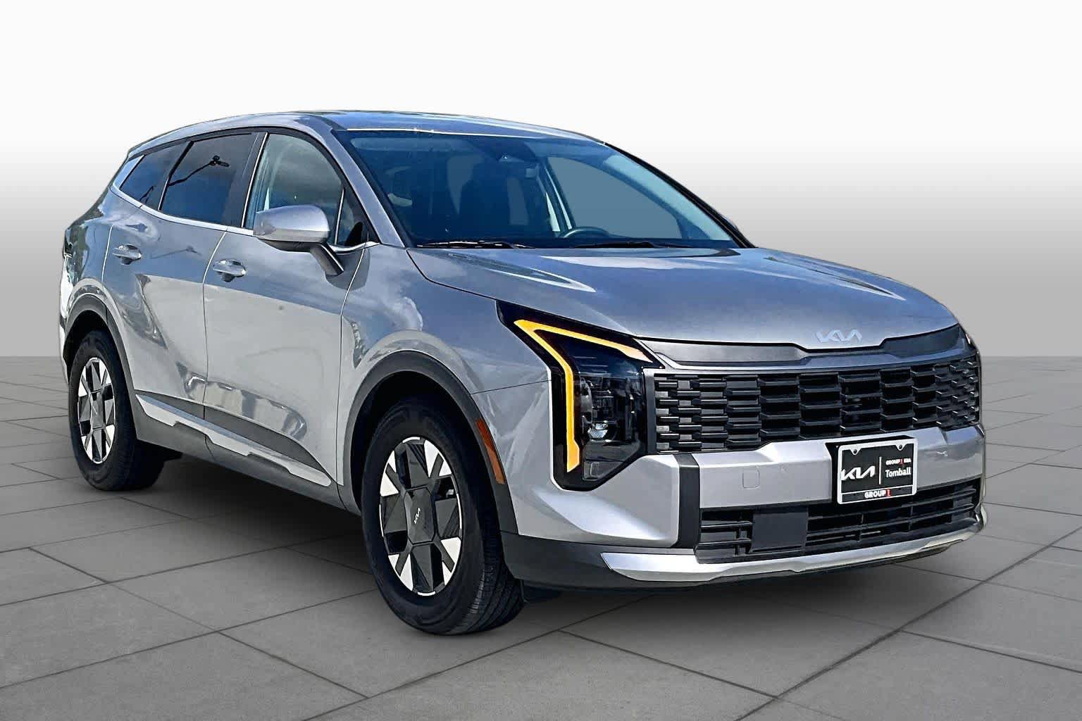 Certified 2026 Kia Sportage LX FWD image 3