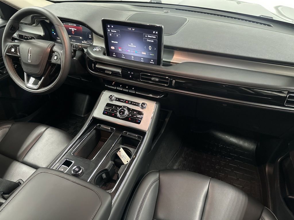 Used 2024 Lincoln Aviator AWD w/ Premium Package image 11
