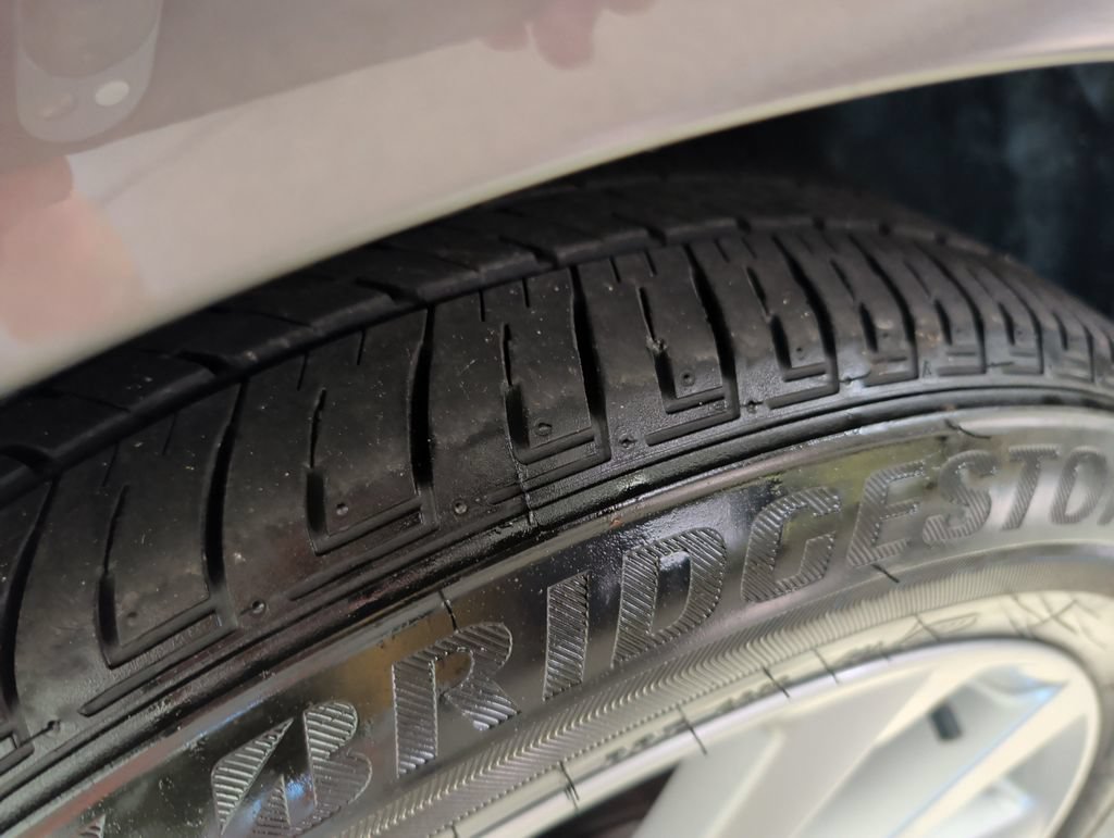 Used 2021 Toyota Camry LE FWD image 33