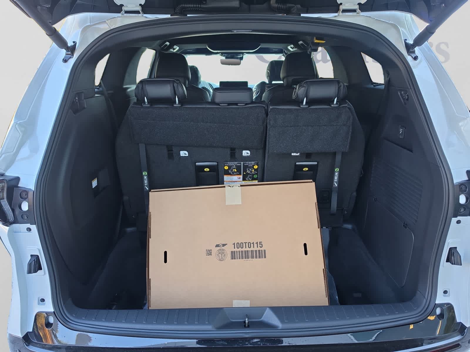 New 2026 Toyota Sienna Platinum AWD/4WD image 4