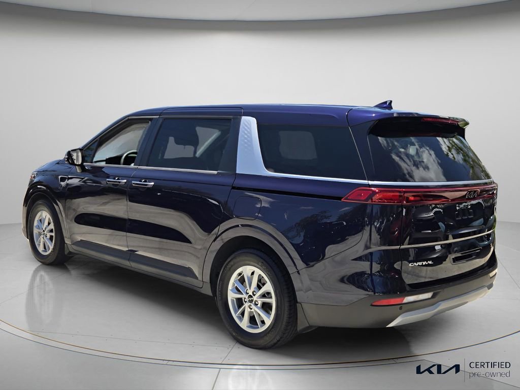 Used 2024 Kia Carnival LX FWD image 8