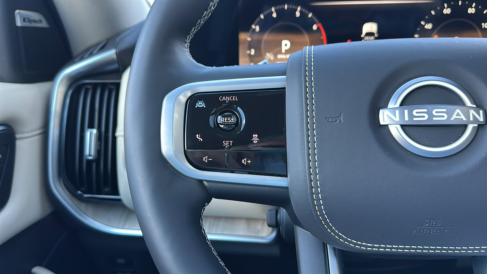 Certified 2025 Nissan Armada Platinum Reserve image 16