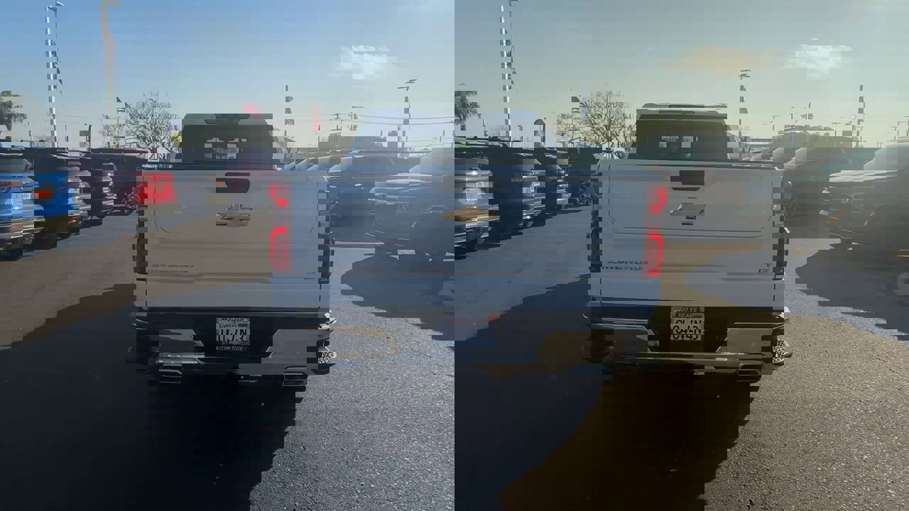 Used 2022 Chevrolet Silverado 1500 LTZ w/ LTZ Premium Package image 6